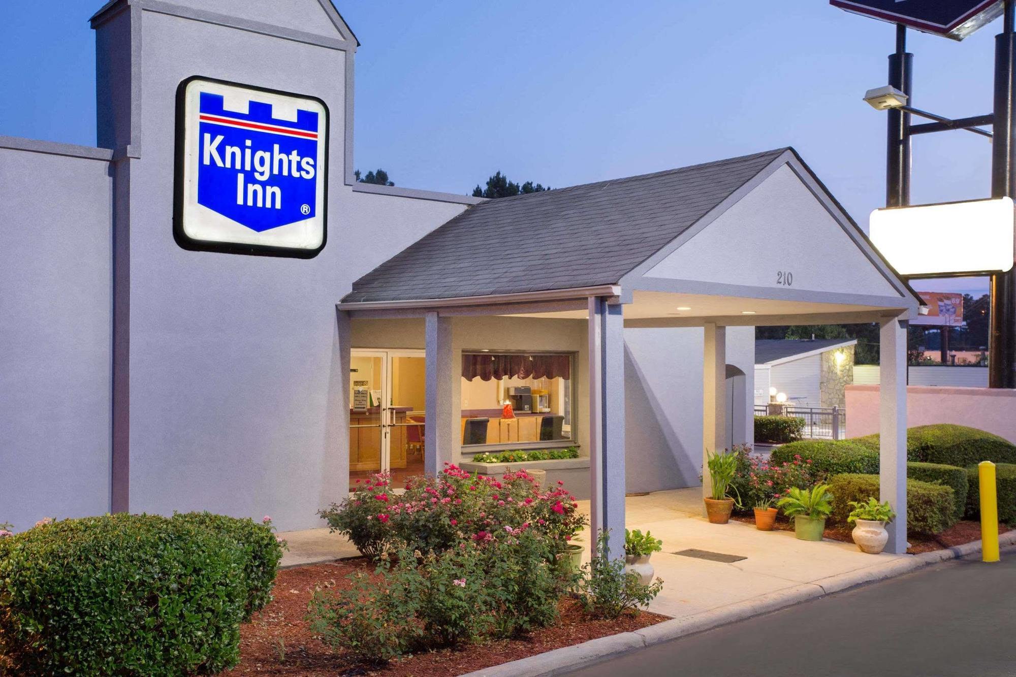 Knights Inn - Augusta Buitenkant foto